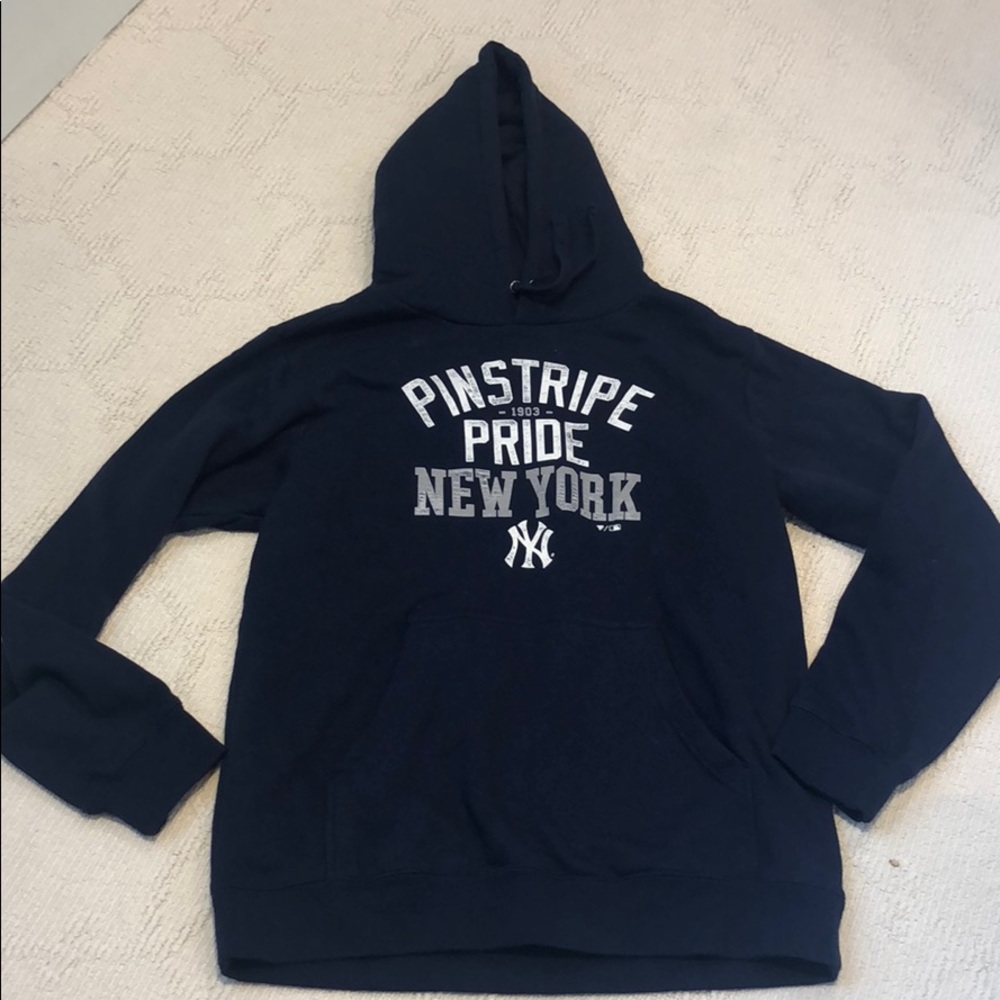 New York Yankees Hoodie sweatshirt men’s medium